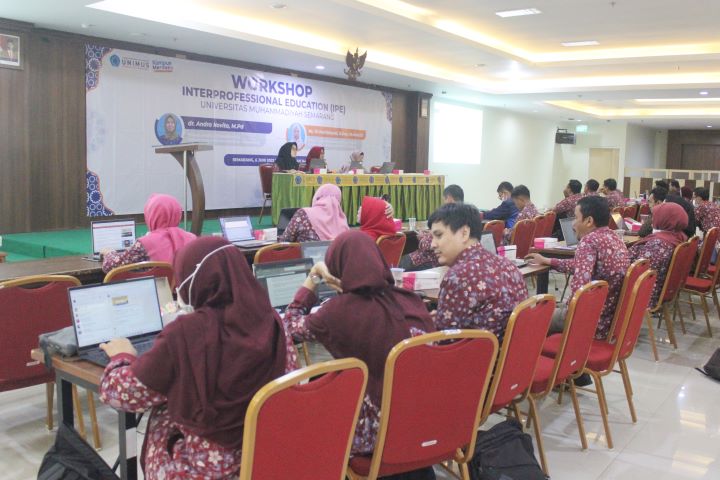 You are currently viewing Tingkatkan Skill Kolaboratif, LP3M Unimus Gelar Workshop Interprofessional Education (IPE)