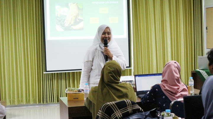 Read more about the article Persiapan Kegiatan Pitch Deck PKKM Tahun Kedua, Prodi Akuntansi Gelar Workshop