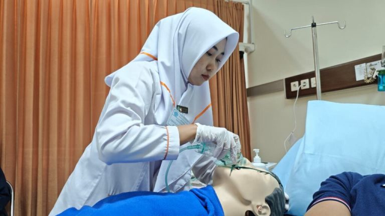 OSCE D3 Keperawatan UNIMUS Berjalan Sukses, 100 Persen Peserta Dinyatakan Kompeten