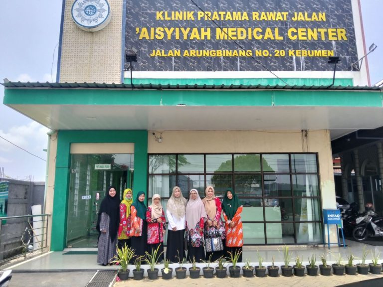 Menjaga Mutu, Menguatkan Layanan: ‘Aisyiyah Lakukan Monev Klinik Aisyiyah Kebumen melibatkan 3 Dosen FIKKES UNIMUS